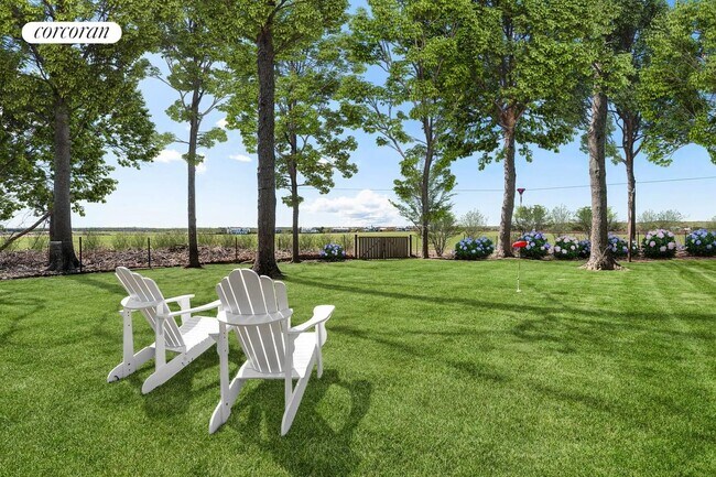 216 Blank Ln in Water Mill, NY - Building Photo - Building Photo