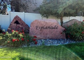 1828 Wind Ranch Rd in Reno, NV - Building Photo