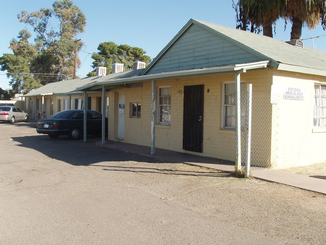 Buckeye Apartments