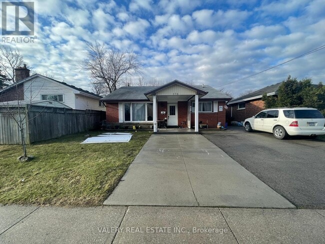 property at 176 Fennell Ave E