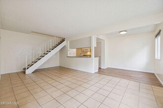 1123 Carlsbad Pl in Ventura, CA - Building Photo - Building Photo