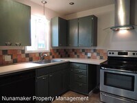 718 W 14th St photo'