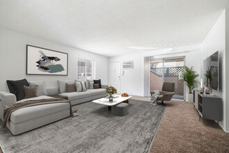 8737 Lake Murray Blvd, Unit 8737 #1 in San Diego, CA - Building Photo - Building Photo