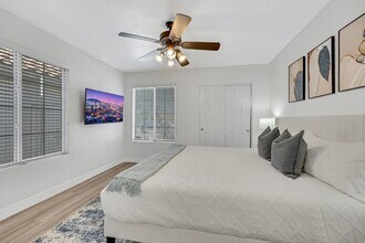 6649 Star View Ct in Las Vegas, NV - Building Photo - Building Photo
