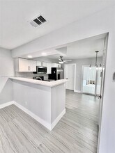 2000 SW 96th Ave, Unit 2 in Miramar, FL - Building Photo - Building Photo