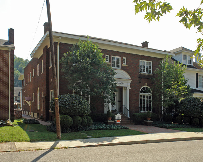 1610 Montgomery Ave in Ashland, KY - Building Photo - Building Photo