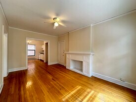 1016 Dempster St, Unit J06P in Evanston, IL - Building Photo