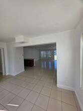 681 SW 29th Terrace in Fort Lauderdale, FL - Foto de edificio - Building Photo