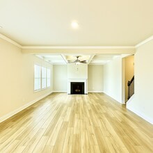 1702 Dover Creek Ln in Lawrenceville, GA - Building Photo - Building Photo