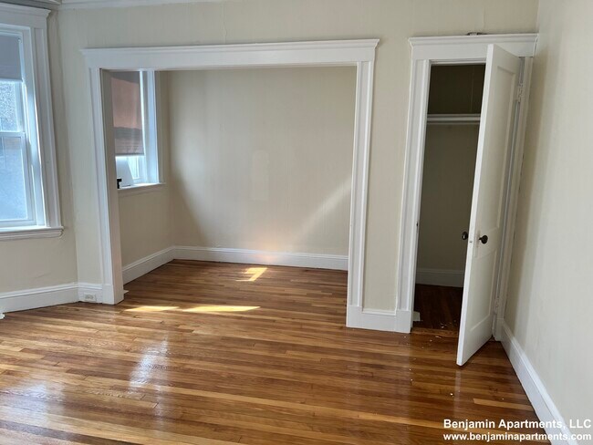 1195 Boylston St, Unit 36 in Boston College, MA - Building Photo - Building Photo