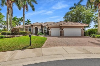 2534 Poinciana Dr in Weston, FL - Building Photo - Building Photo