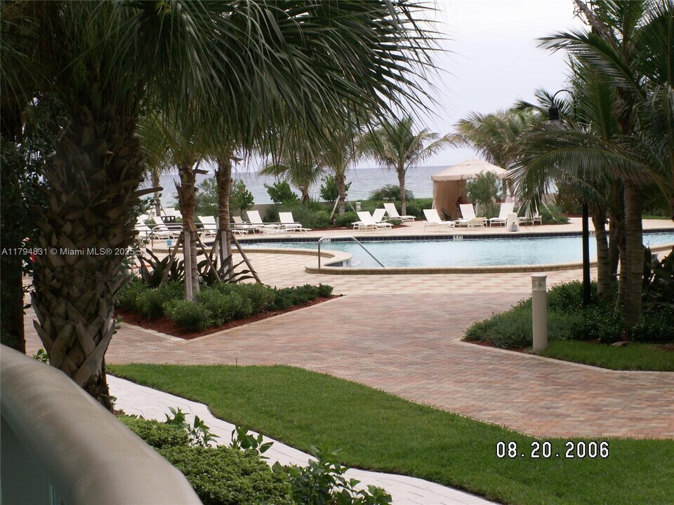 3801 S Ocean Dr, Unit 1K in Hollywood, FL - Building Photo