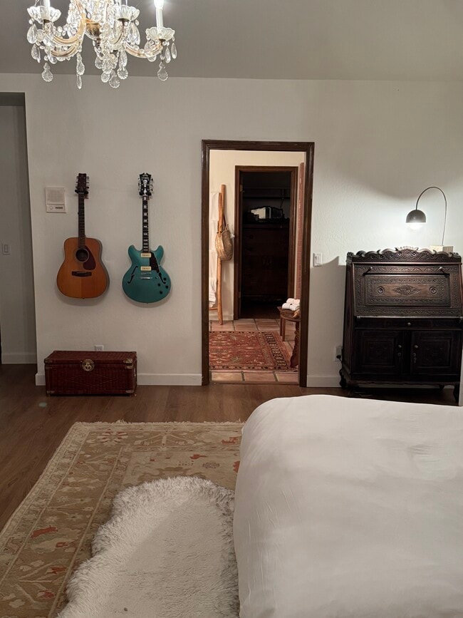 property at 4089 Sunset Ln