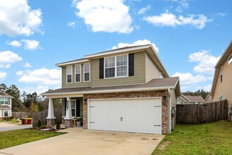 507 Eisenhower Dr in Crestview, FL - Building Photo - Building Photo