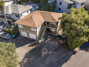 370 Loma Ter in Laguna Beach, CA - Building Photo - Building Photo