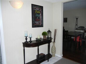 2912 Country Pl Cir in Carrollton, TX - Building Photo - Building Photo