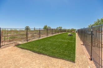 View at Starr Pass in Tucson, AZ - Foto de edificio - Building Photo