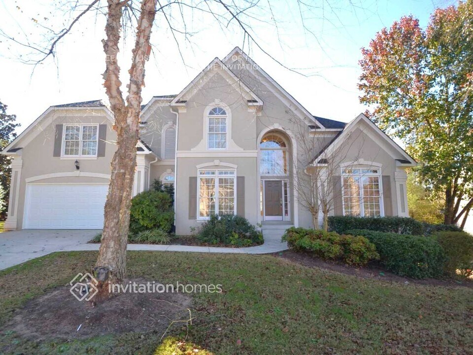 1985 Settindown Dr in Roswell, GA - Building Photo