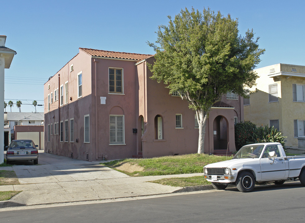 1405 S Bronson Ave in Los Angeles, CA - Foto de edificio