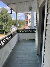 33 Chestnut St in Southbridge, MA - Foto de edificio - Building Photo