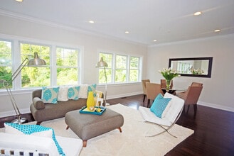 5 The Pointe in Rye Brook, NY - Building Photo - Building Photo