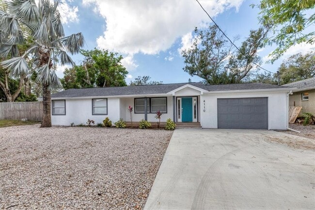 4110 Iola Dr