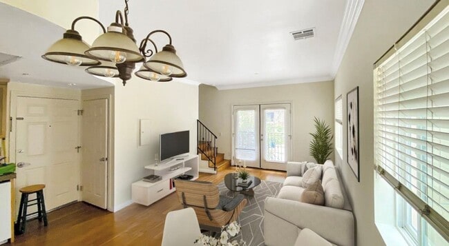 Klever Apartments in North Hollywood, CA - Building Photo - Building Photo