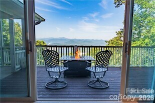 40 Crestwood Dr in Royal Pines, NC - Building Photo