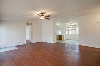 12124 Lunar Ln in Burleson, TX - Building Photo - Building Photo