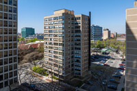 The Chippewa in Chicago, IL - Building Photo - Building Photo