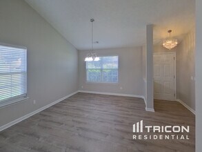 1631 Royal Ives Dr SE in Lawrenceville, GA - Building Photo - Building Photo