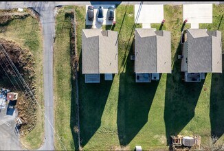 2370 Textile St in Johnson City, TN - Building Photo - Building Photo