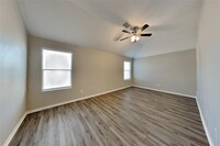 12303 Carriage Oak Cir in Humble, TX - Foto de edificio - Building Photo