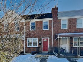 1917 Searles Rd in Dundalk, MD - Building Photo