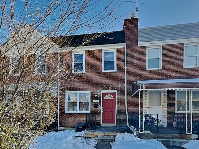 property at 1917 Searles Rd