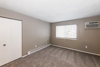 4648 Talmadge Rd in Toledo, OH - Building Photo - Building Photo