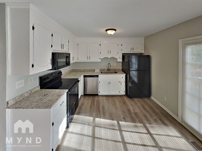 4377 Eastridge Dr in Gastonia, NC - Foto de edificio - Building Photo