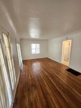404 Plaza Serena in Ontario, CA - Building Photo - Building Photo