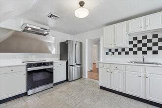 340 N Penn St in West Chester, PA - Building Photo - Building Photo