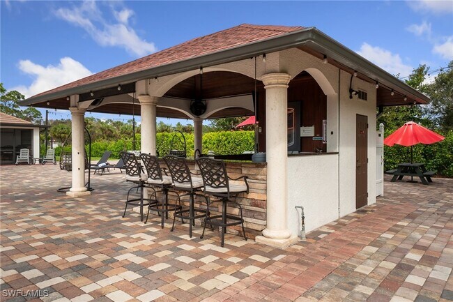 2820 12th Ave NE in Naples, FL - Building Photo - Building Photo