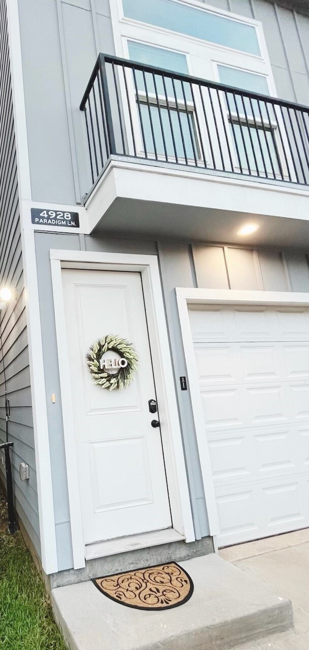 property at 4928 Paradigm Ln