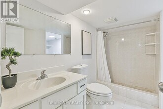 368 Hollyberry Trail in Toronto, ON - Building Photo - Building Photo