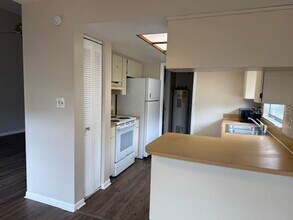 750 Zella Ln in Lakeland, FL - Foto de edificio - Building Photo