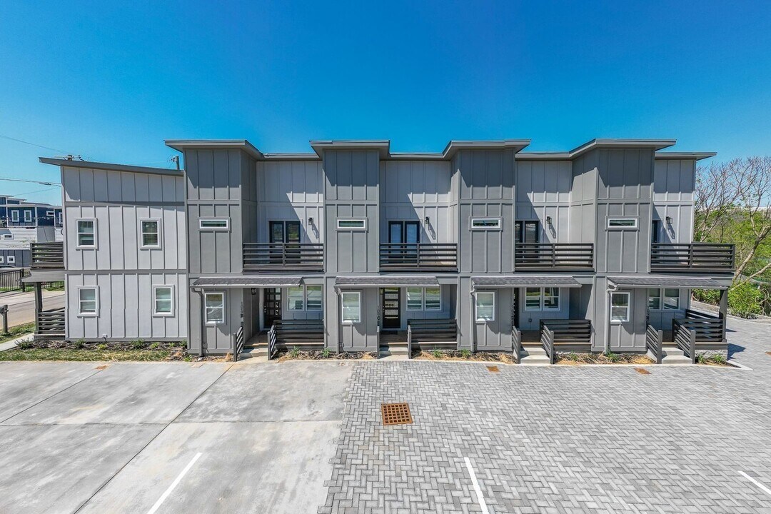 109 Duke St in Nashville, TN - Building Photo