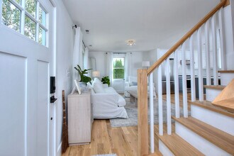 198 Blaine St in Fairfield, CT - Building Photo - Building Photo