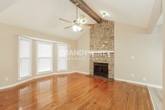 4905 N White Ave in Kansas City, MO - Building Photo - Building Photo