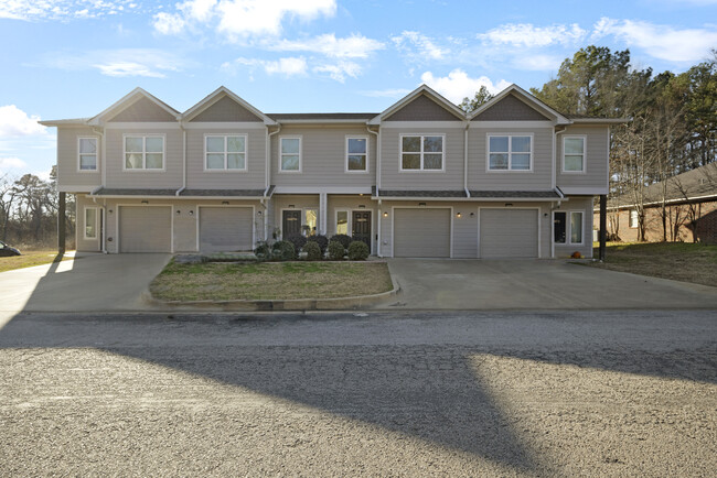 16076 Echo Glen Dr, Unit 16074 Echo Glen Dr. - Southchase Town Home A in Tyler, TX - Building Photo - Building Photo