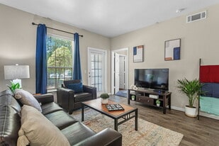 The 2900 in Norman, OK - Building Photo