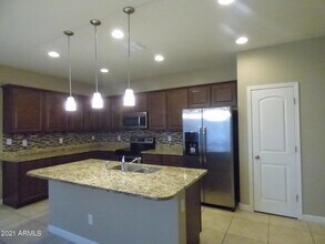 23832 W Magnolia Dr in Buckeye, AZ - Building Photo - Building Photo