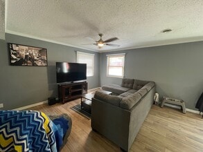 540 Tamerisk Dr in Junction City, KS - Building Photo - Building Photo